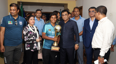 কৃষ্ণাদের টাকা না পেলে ক্ষতিপূরণ দেবে বাফুফে