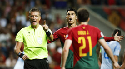 স্পেনের কাছে হেরে স্বপ্ন ভঙ্গ পর্তুগালের