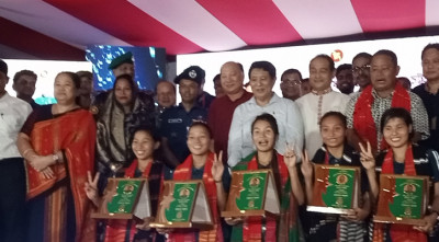 রাঙামাটিতে সংবর্ধনা পেল সাফজয়ী পাহাড়ের ৫ কন্যা