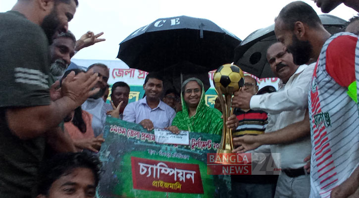 যোগ্য নাগরিক হয়ে বেড়ে উঠতে খেলাধুলার বিকল্প নেই: দীপু মনি