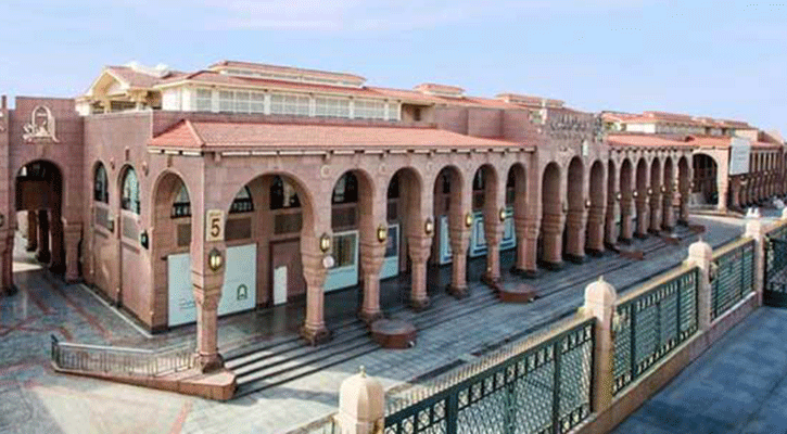 মদিনায় মসজিদে নববীর আঙিনায় কোরআন জাদুঘর