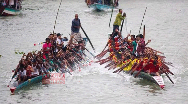 শ্যামনগরের খোলপেটুয়া নদীতে নৌকাবাইচ  