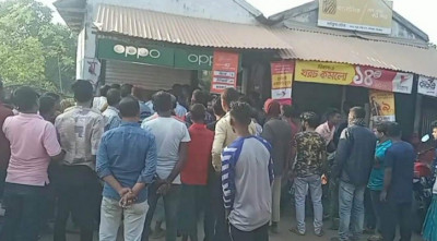 হরিণাকুন্ডুতে ব্যবসায়ীকে ছুরিকাঘাতে হত্যা