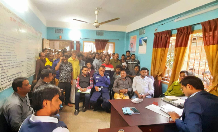 গম বিক্রিতে অনিয়ম, তেঁতুলিয়ায় ডিলারকে কারাদণ্ড