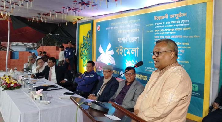 স্ক্রিন আসক্ত মাদকাসক্তের মতো ভয়াবহ: যবিপ্রবি ভিসি