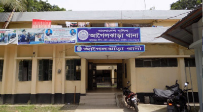 আগৈলঝাড়ায় অপহৃত দুই স্কুলছাত্রীকে উদ্ধার