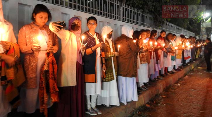 মাগুরায় হানাদারমুক্ত দিবসে মোমবাতি প্রজ্বলন