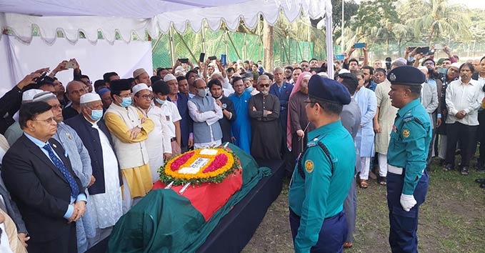মালেকের মরদেহে পররাষ্ট্রমন্ত্রীর শ্রদ্ধা