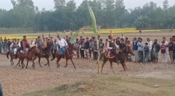 শেরপুরে ঘোড়দৌড় অনুষ্ঠিত