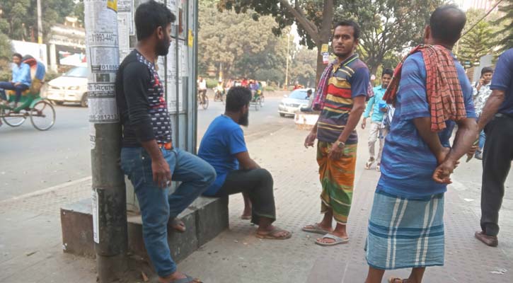 কোভিডের পর যুদ্ধাবস্থা: ক্রয়ক্ষমতা ফেরেনি শ্রমজীবীদের