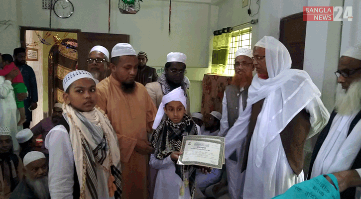 ৯ মাসে কোরআনের হাফেজ হলো শিশু আব্দুর রহমান