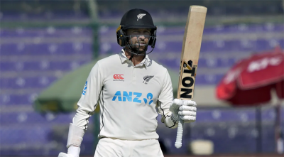 কনওয়ের সেঞ্চুরিতে বড় সংগ্রহের পথে নিউজিল্যান্ড