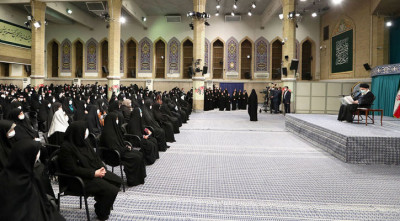 নীতি নির্ধারণী পর্যায়ে নারীদের অংশগ্রহণ বাড়ানোর তাগিদ খামেনির