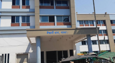 ঈশ্বরদীতে দুই ছাত্রলীগ নেতার বাড়ি ভাঙচুর