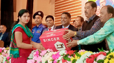 স্মার্ট বাংলাদেশ গড়তে শেখ হাসিনার বিকল্প নেই: বীর বাহাদুর