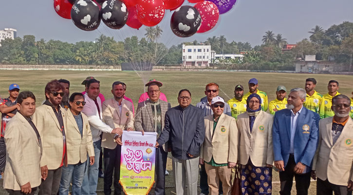 সাতক্ষীরায় শুরু হয়েছে ইসিপিএল প্রিমিয়ার ক্রিকেট লিগ  