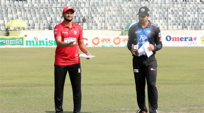 টস জিতে রংপুরকে ব্যাটিংয়ে পাঠালো বরিশাল