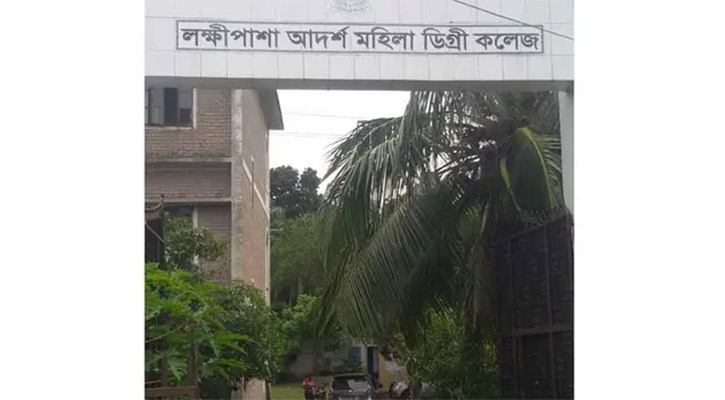 ৯৮ সালের বিয়ে, ২৫ বছর পর মর্যাদা চাইতে এলেন ‘স্ত্রী’!