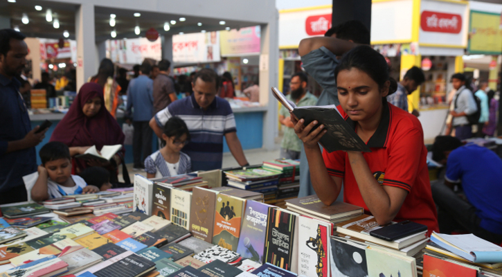 এবারের বইমেলায় যা যা ঘটেছে