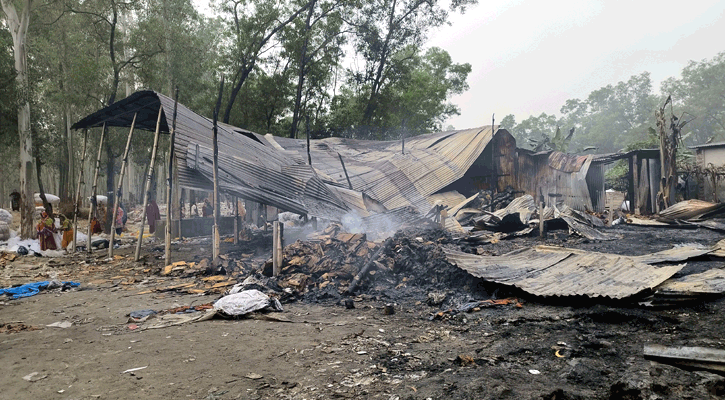 আশুলিয়ায় ঝুট গোডাউনে আগুন