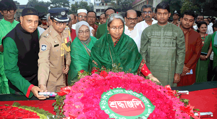 মুক্তিযোদ্ধাদের প্রতি শিক্ষামন্ত্রীর শ্রদ্ধা