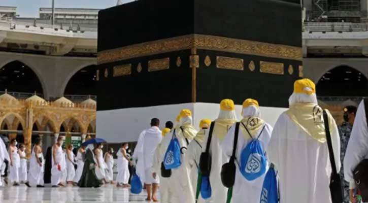 হজের খরচ আরও বাড়বে, চলতি প্যাকেজেই নিবন্ধনের অনুরোধ 