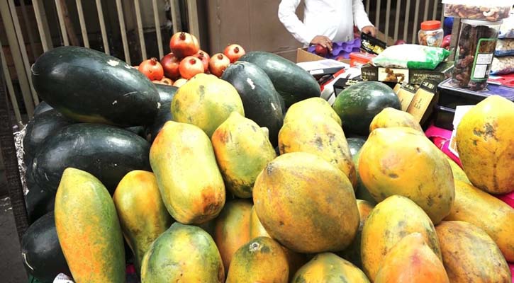 কলকাতায় আকাশচুম্বী কলা-শশার দাম, স্বস্তি দিচ্ছে তরমুজ