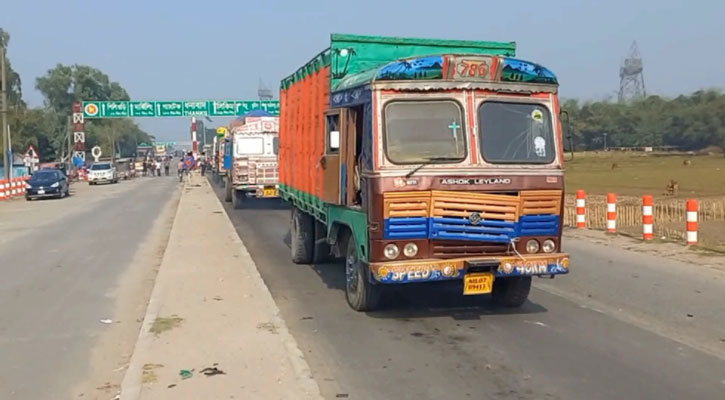 বাংলাবান্ধা স্থলবন্দরে ৮ দিন আমদানি-রফতানি বন্ধ