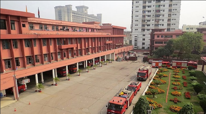 গ্যাসের গন্ধের কারণে ফায়ার সার্ভিস কন্ট্রোল রুমে ফোন