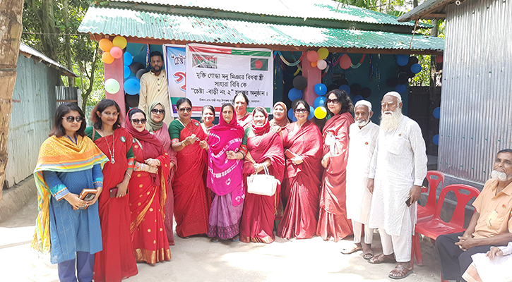 পাবনায় ‘চেষ্টার’ উদ্যোগে ঘর পেলেন বীর মুক্তিযোদ্ধার স্ত্রী