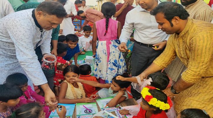 নাসিরনগরে আশ্রয়ণ প্রকল্পের শিশুদের জন্য ‘পাঠশালা’ চালু 