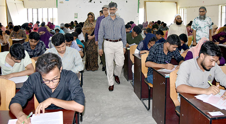 খুবিতে গুচ্ছ ভর্তি পরীক্ষায় উপস্থিতির হার ৯৮.৮৯ শতাংশ