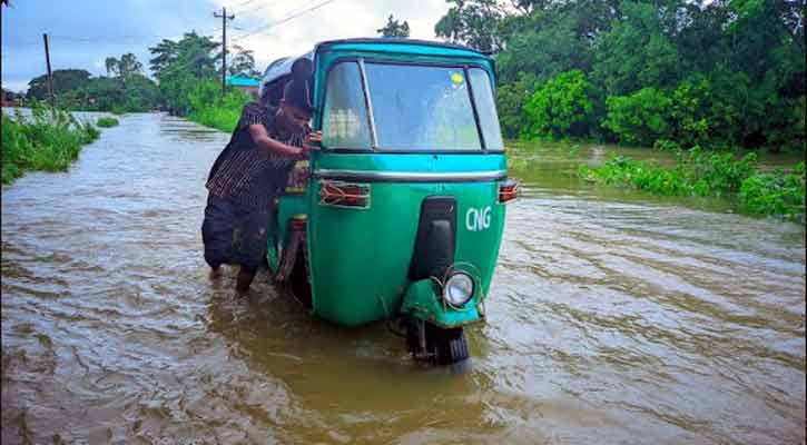 সুনামগঞ্জ-তাহিরপুর সড়ক ডুবে যান চলাচল বন্ধ