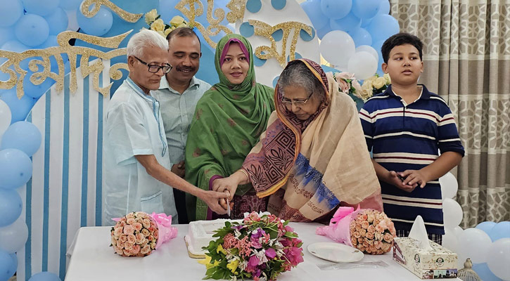 খুলনা জেলা প্রশাসকের মায়ের মৃত্যু