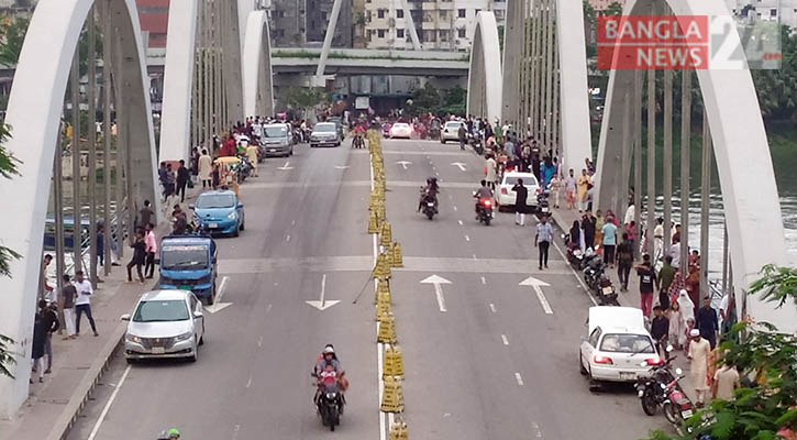 হাতিরঝিলে এবার তুলনামূলক দর্শনার্থী কম