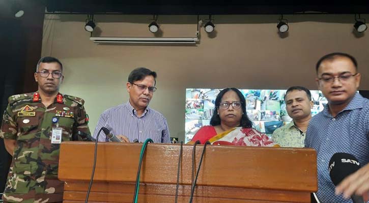 সাংবাদিককে টাঙিয়ে পেটাতে চাওয়া সেই চেয়ারম্যানকে ছাড়ব না: ইসি আহসান হাবিব