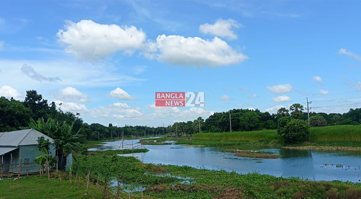 অস্তিত্ব হারাতে বসেছে ফরিদপুরের ‘মালঞ্চ নদী’