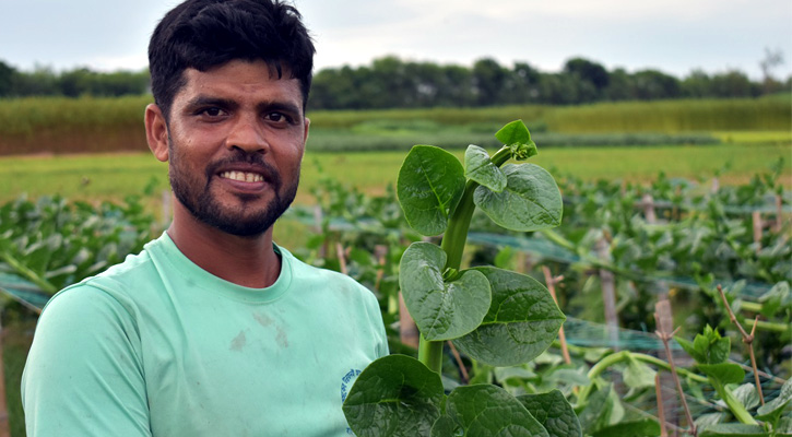 ‘জমিতে আমার টাকার খনি’