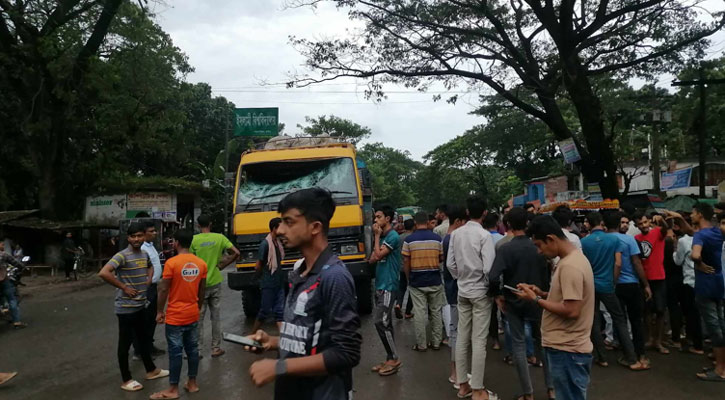 ইবির প্রধান ফটকের সামনে সড়ক দুর্ঘটনায় বাইকার নিহত