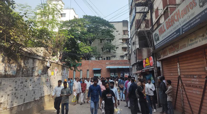 কাকরাইলে সংঘর্ষ: সেগুনবাগিচা দিয়ে পিছু হটেছে বিএনপি নেতাকর্মীরা