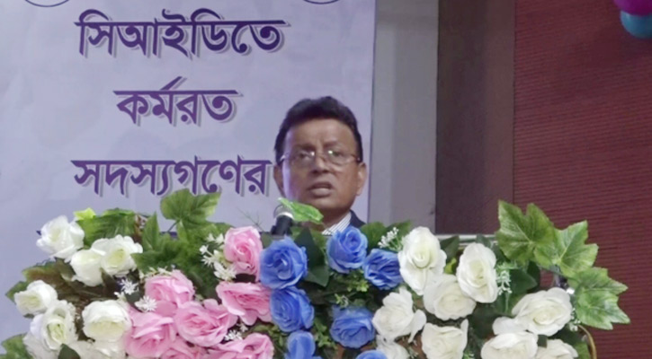 চাকরির পেছনে না ছুটে উদ্যোক্তা হোন: সিআইডি প্রধান