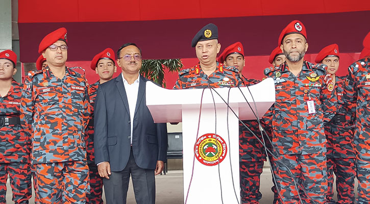 কিছু পরিস্থিতিতে নারী ফায়ার ফাইটার থাকলে উদ্ধারকাজ সহজ হয়: ডিজি