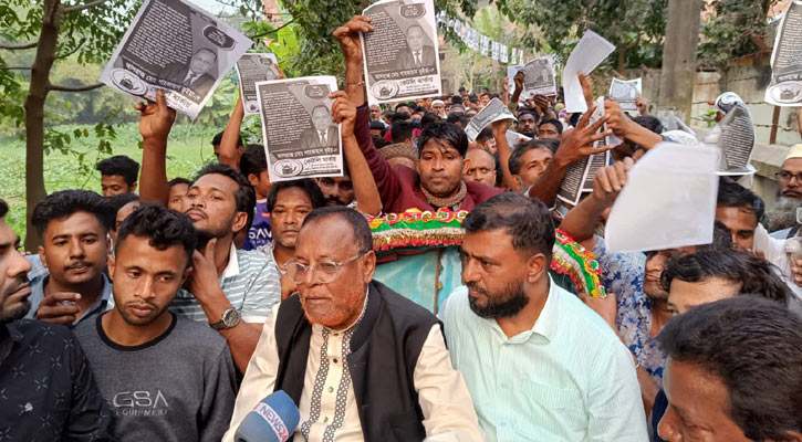 গাজী ভূমিদস্যু, তার জন্য যারা ভোট চাইছে তারা চিহ্নিত সন্ত্রাসী: শাহজাহান 