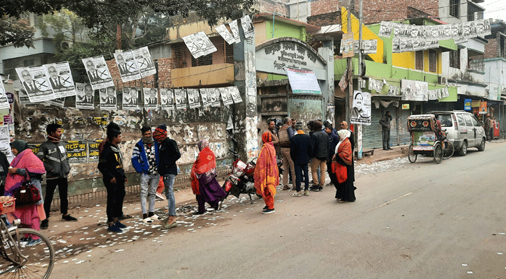 জয়পুরহাটে ককটেল বিস্ফোরণ 