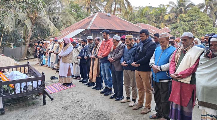 বাবা-মায়ের কবরের পাশে চিরনিদ্রায় শায়িত শিশুসাহিত্যিক খালেক বিন জয়েনউদদীন