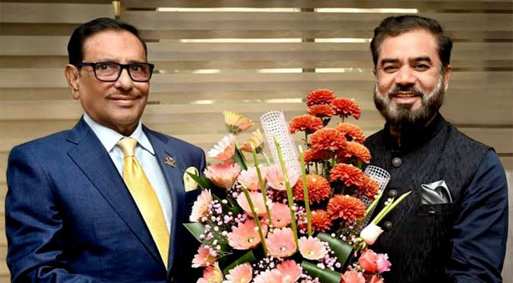 ওবায়দুল কাদেরের সঙ্গে রাজ্জাক খান রাজের শুভেচ্ছা বিনিময়