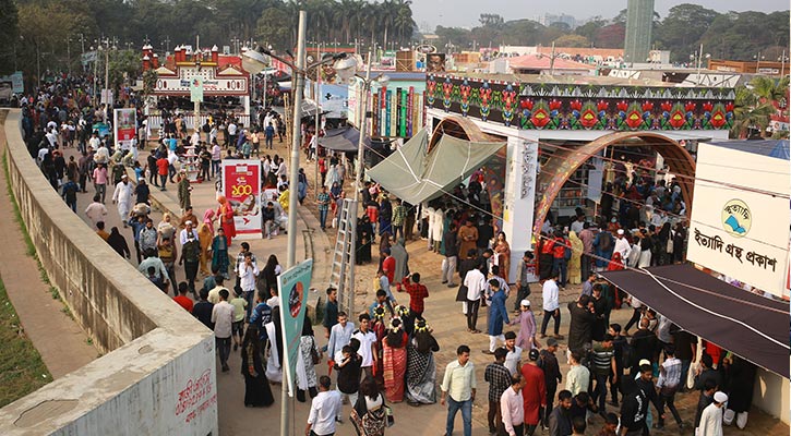 অমর একুশে বইমেলা বাড়ল দুই দিন