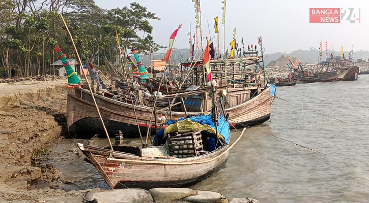 লক্ষ্মীপুরের মেঘনায় ২ মাস মাছ ধরায় নিষেধাজ্ঞা 