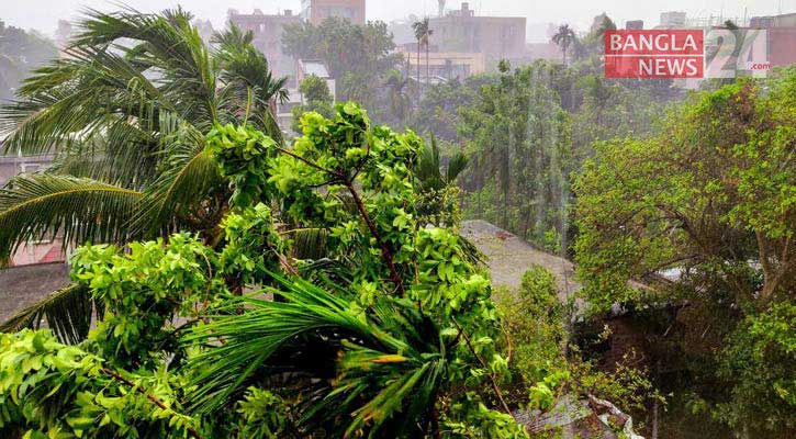 ৬০ কি.মি. গতির ঝড়ের সঙ্গে বজ্রবৃষ্টির আভাস