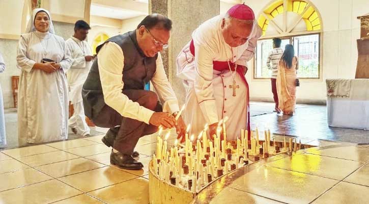 ক্যাথিড্রাল গির্জা পরিদর্শন করলেন ভারতের সহকারী হাইকমিশনার